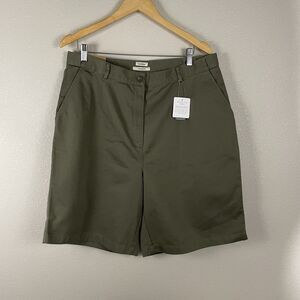 LL Bean Womens 18 Dusty Olive Bayside Wrinkle Free High Rise Shorts